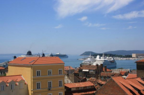 Гостиница King's view apartment  Сплит